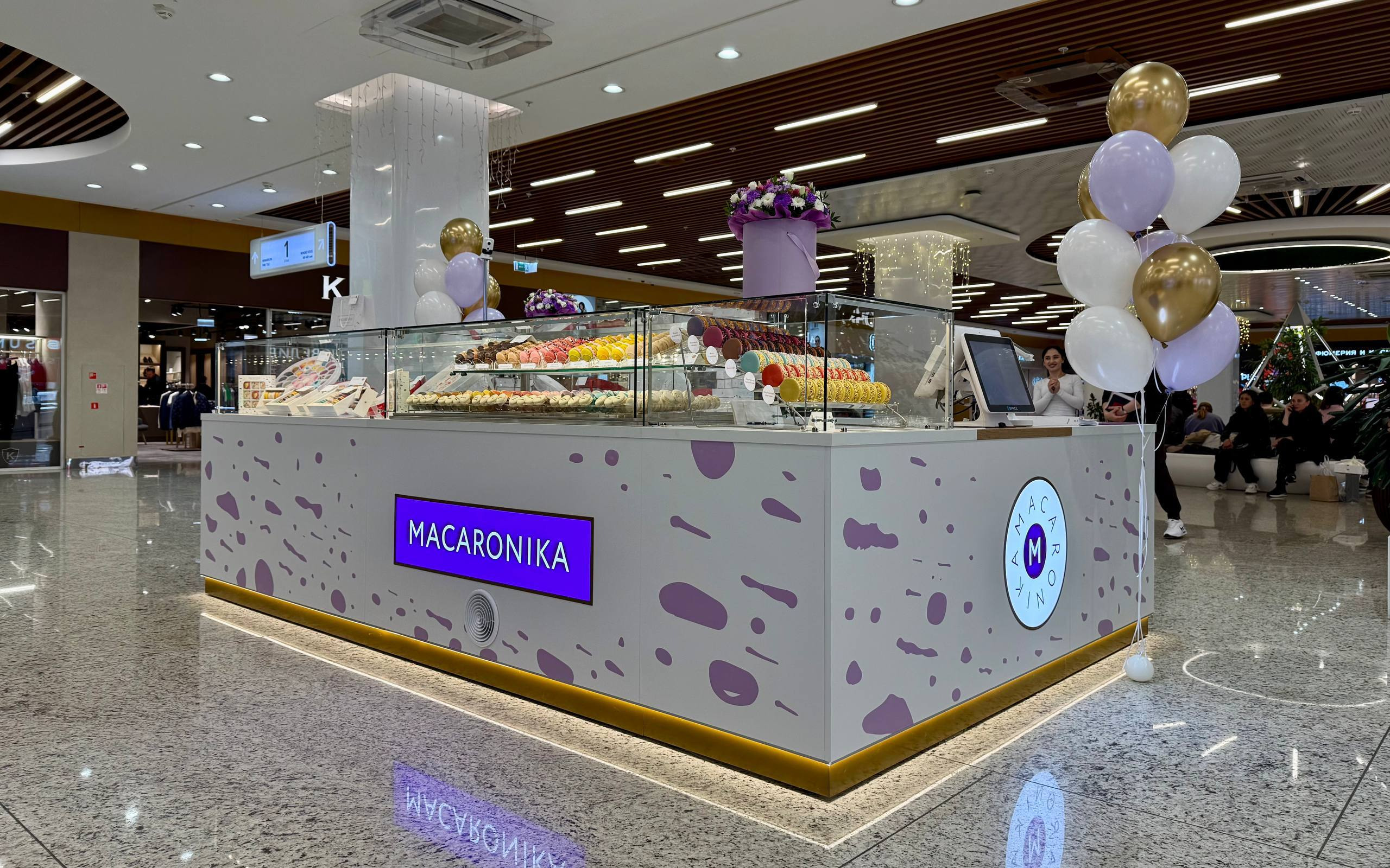 Настоящий рай для сладкоежек! В ТРЦ «Щёлковский» открылся корнер MACARONIKA Настоящий рай для сладкоежек! В ТРЦ «Щёлковский» открылся корнер MACARONIKA